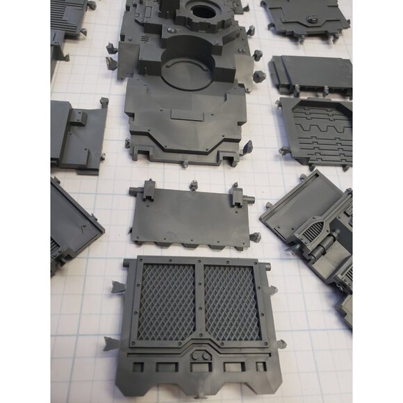 30K Space Marine Bits Spartan Assault Tank Front Crew Compartment & Drop Hatch - Picture 3 of 5